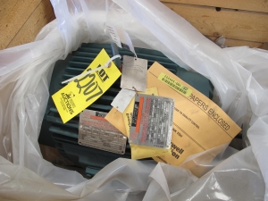 MOTOR, ELECTRIC TYPE, 10 HORSEPOWER, 460VAC 3 PHASE 60HZ ELEC RATING, 1200 RPM, 256T FRAME, TEFC ENCLOSURE, CONTINUOUS DUTY. PART # 3YF882327 (W-44) LOADING & HANDLING FEE $15-